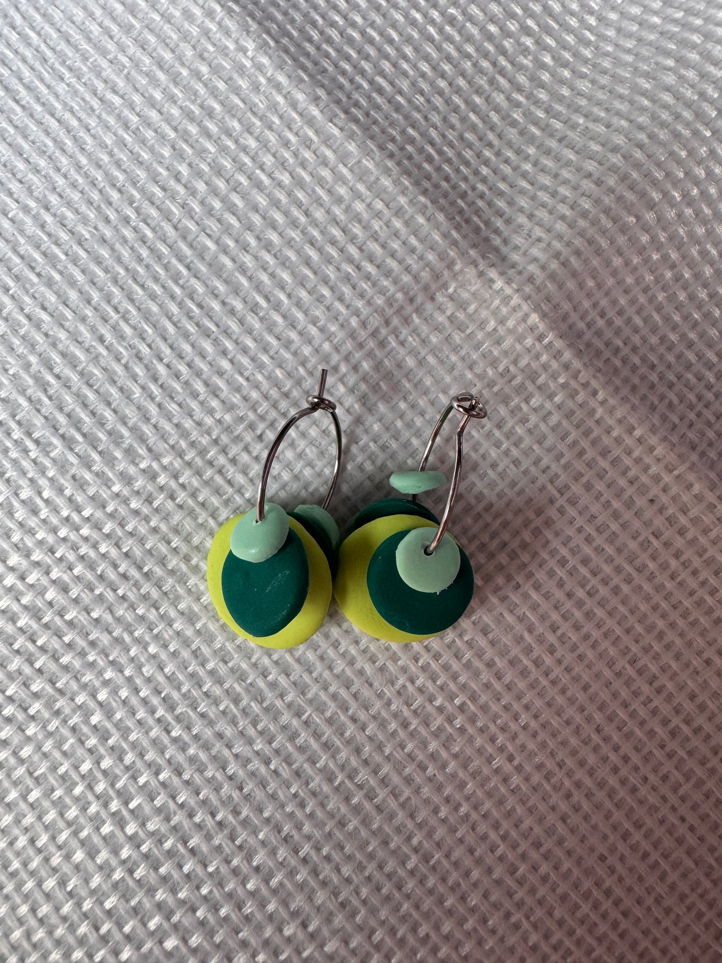 Pendientes Charás