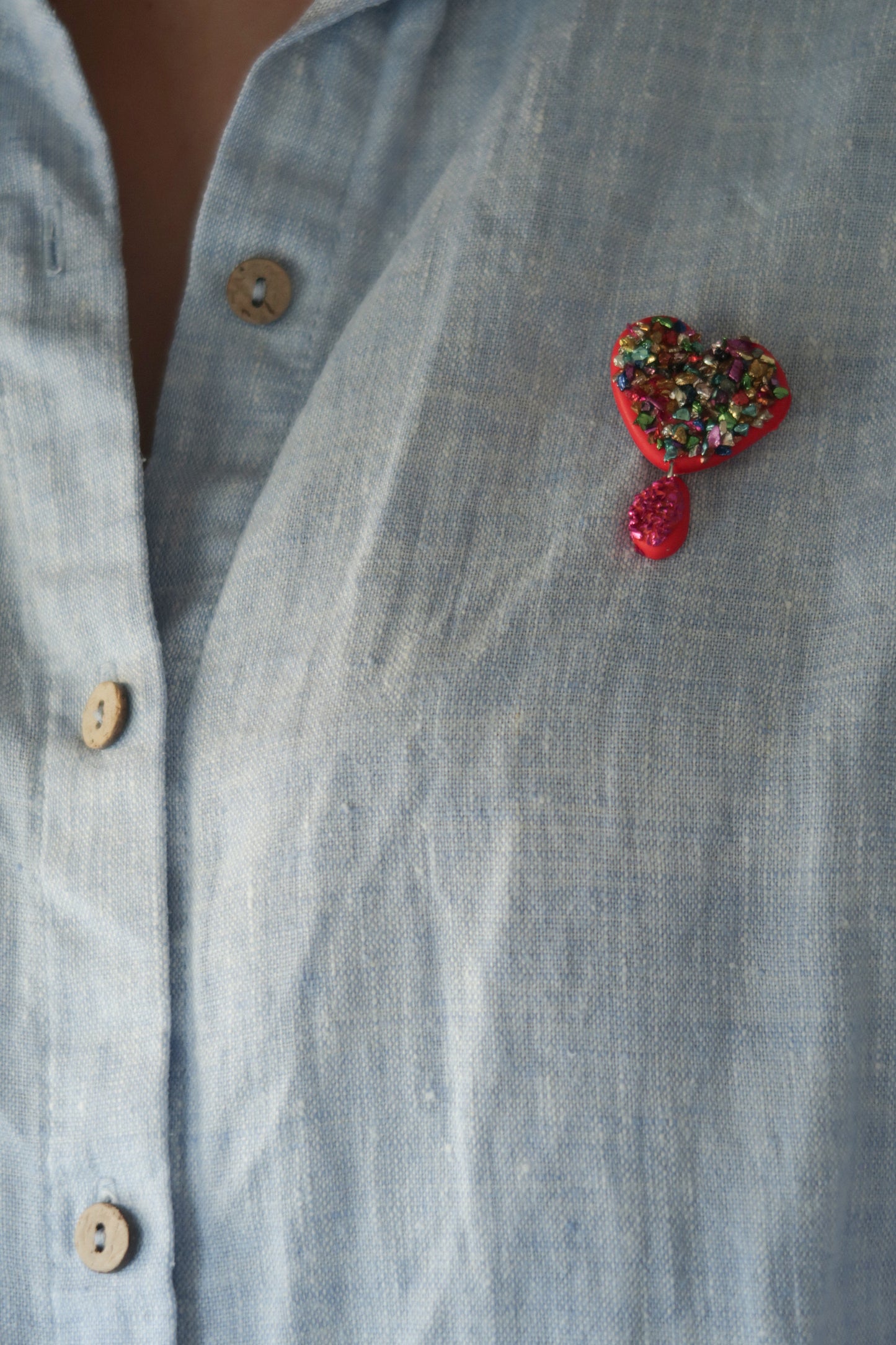 Broche Corazón en lágrima